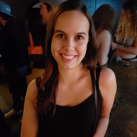 Meet your Posher, Kyra - Picture 1 of 1